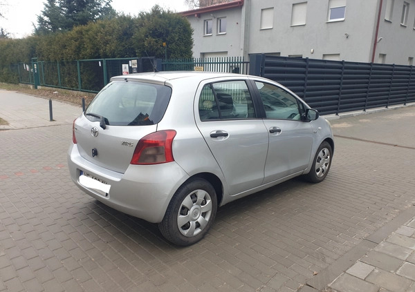 Toyota Yaris cena 10000 przebieg: 278358, rok produkcji 2007 z Łódź małe 326